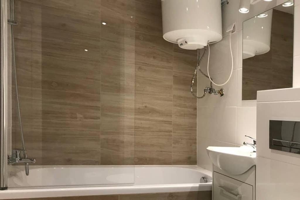 Apartament Nad Wisla, Spacerem Na Kazimierz, Wawel Краков Экстерьер фото